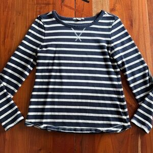 🦊 GAP Striped Long Sleeve Tee in Navy and White